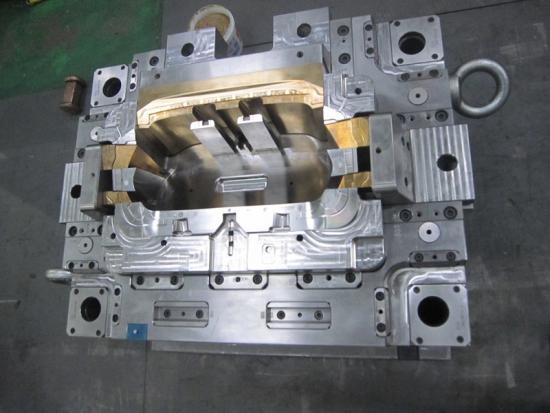 Cutsom Automotive Dashboard Injection Molding Service